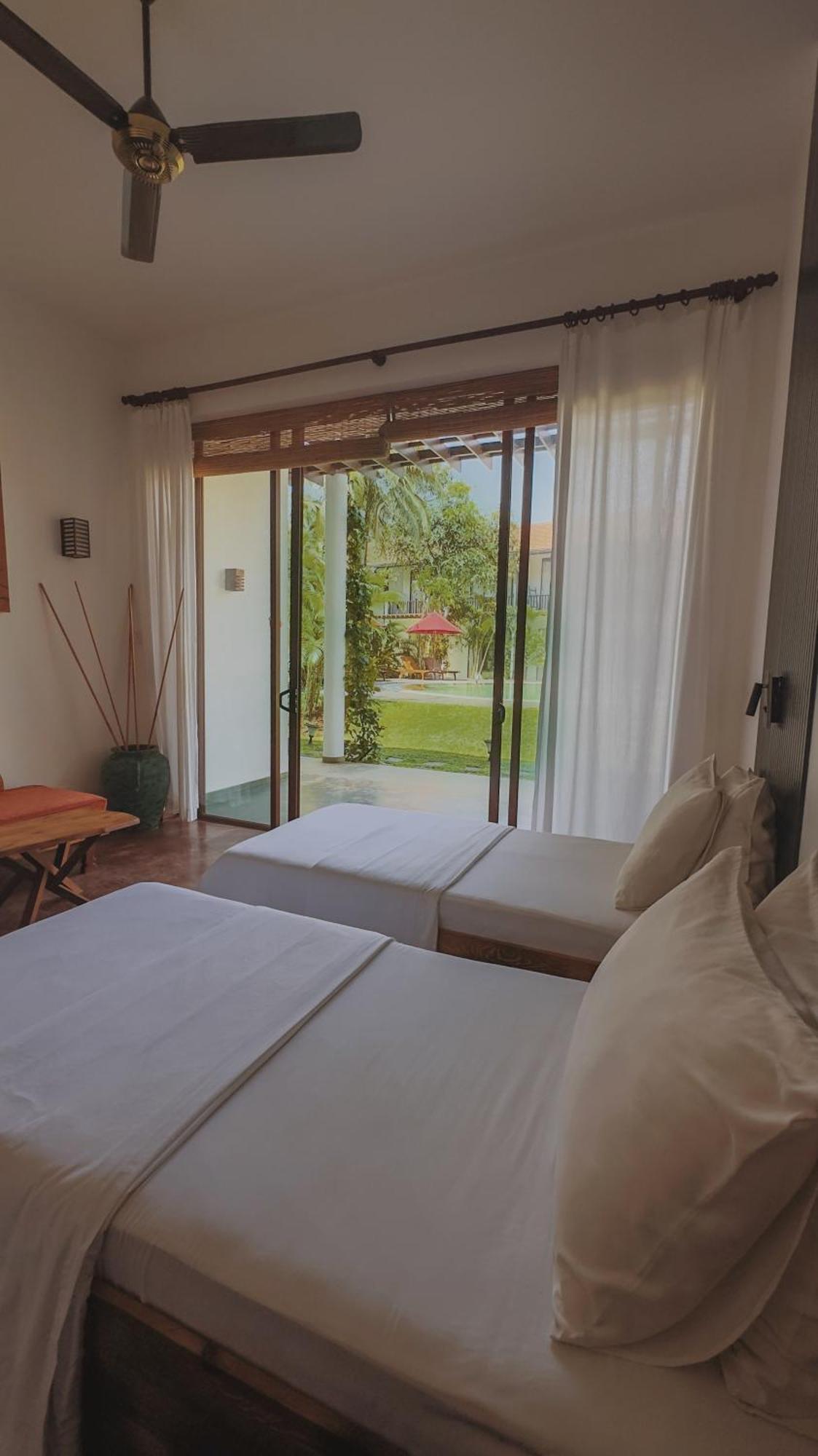 Palm Garden Ayurveda Resort Ahangama Bagian luar foto
