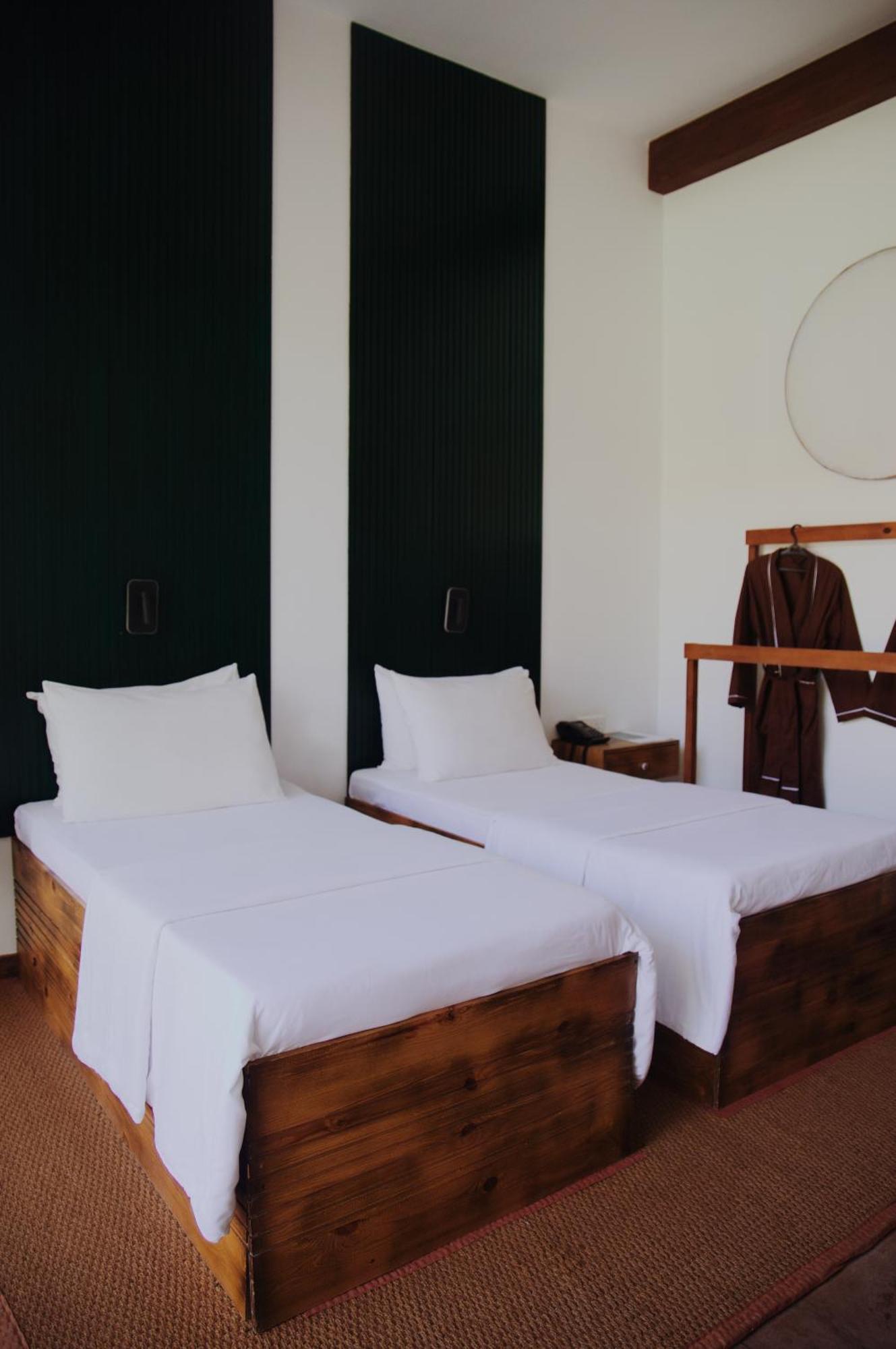 Palm Garden Ayurveda Resort Ahangama Bagian luar foto
